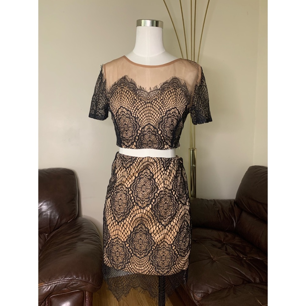 Tobi Lace Top & Skirt Set
